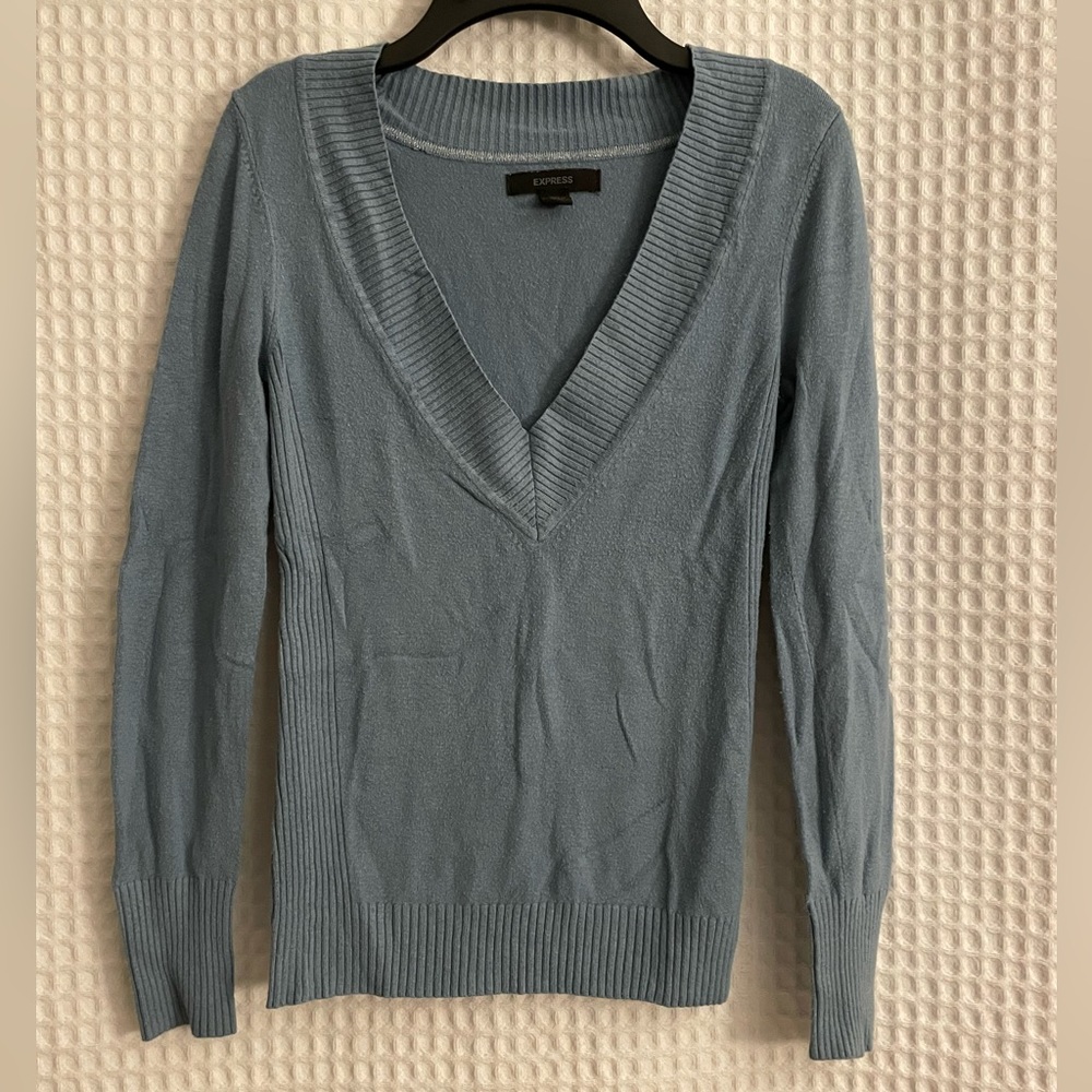 Express blue V-neck sweater. Size XS